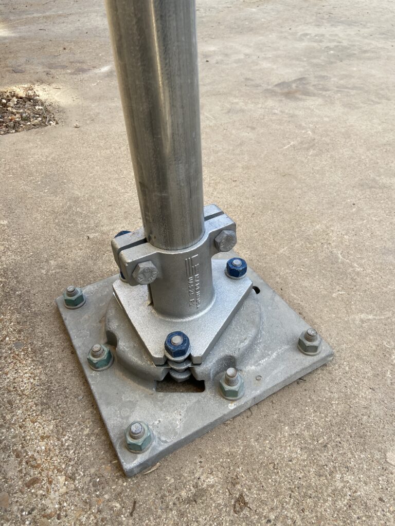 Triangular Slip Base One-Piece Sign Clamp | Race Rock